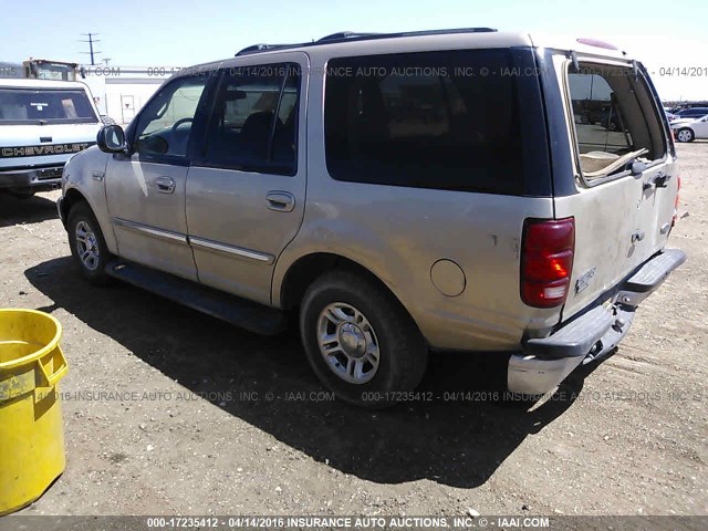 1FMRU1568YLB35814 - 2000 FORD EXPEDITION XLT BEIGE photo 3