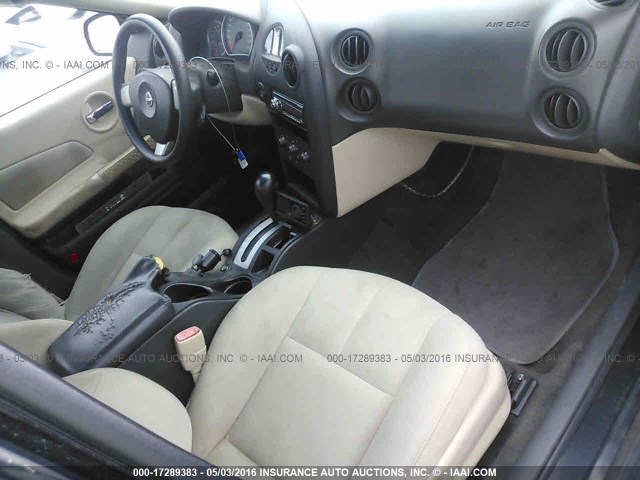 2G2WP522651209325 - 2005 PONTIAC GRAND PRIX BLACK photo 5