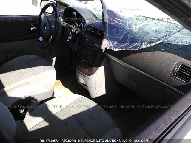 1GNDV23L06D109703 - 2006 CHEVROLET UPLANDER LS WHITE photo 5