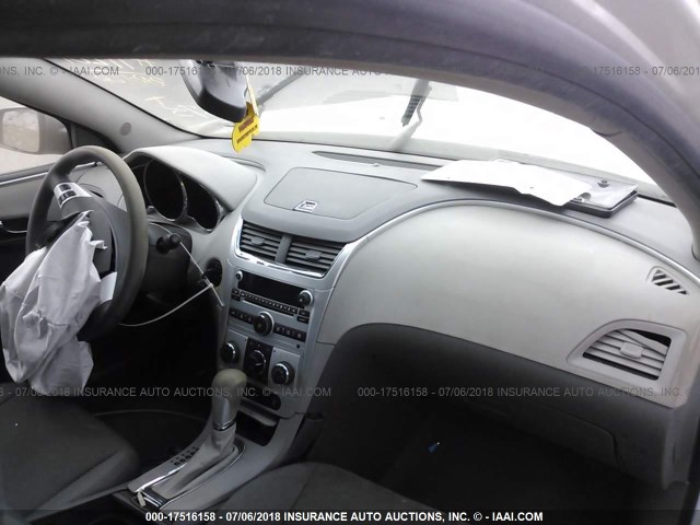 1G1ZA5E0XCF394675 - 2012 CHEVROLET MALIBU LS WHITE photo 5