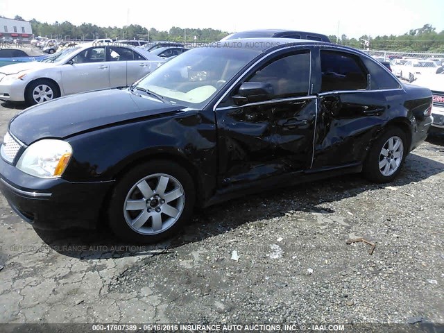 1FAFP24107G100708 - 2007 FORD FIVE HUNDRED SEL BLACK photo 6