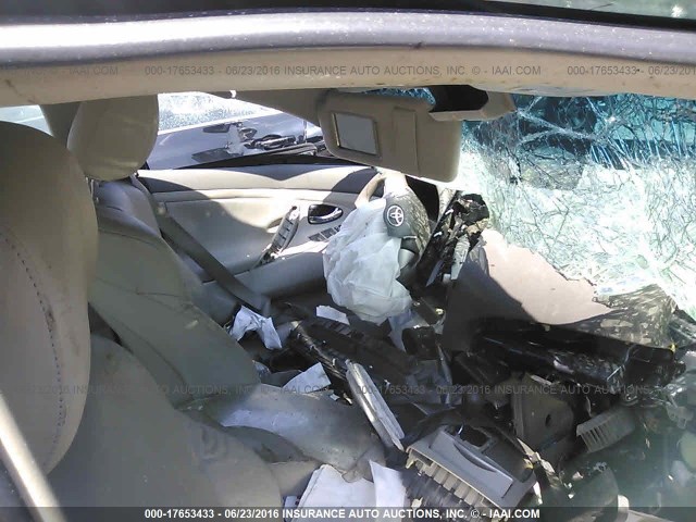 4T1BF3EK0BU152113 - 2011 TOYOTA CAMRY SE/LE/XLE 灰色 照片 5