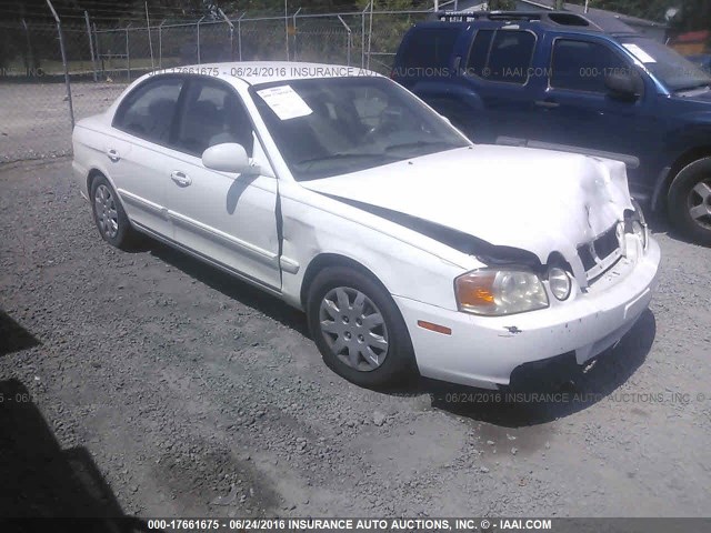 KNAGD126055390227 - 2005 KIA OPTIMA LX/EX WHITE photo 1