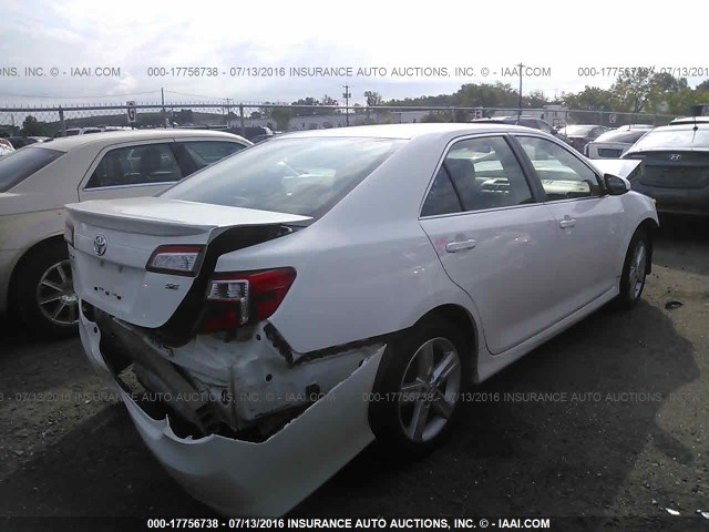 4T1BF1FK2EU310152 - 2014 TOYOTA CAMRY L/SE/LE/XLE 白色 照片 4