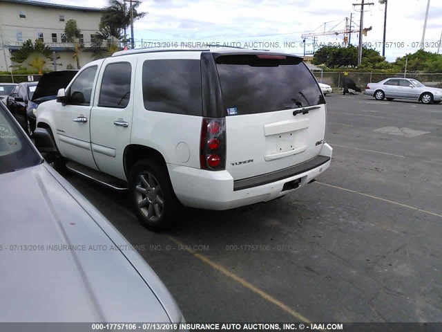 1GKFK63818J105892 - 2008 GMC YUKON DENALI WHITE photo 3