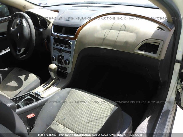 1G1ZC5E03CF247642 - 2012 CHEVROLET MALIBU 1LT WHITE photo 5