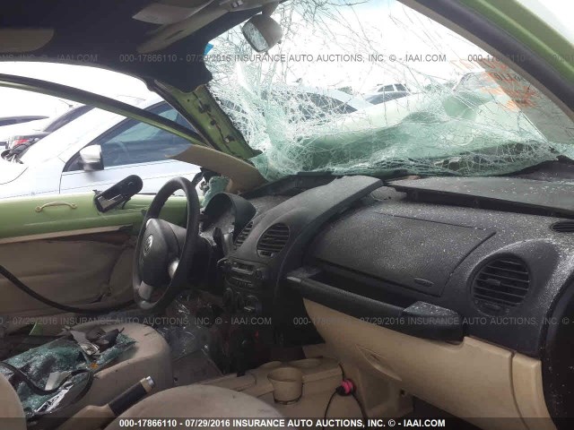 3VWBB21C51M455512 - 2001 VOLKSWAGEN NEW BEETLE GL 绿色 照片 5