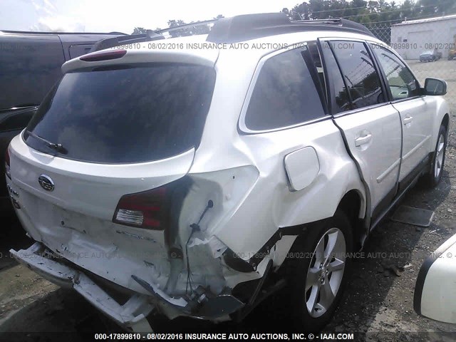 4S4BRCKCXD3267556 - 2013 SUBARU OUTBACK 2.5I LIMITED WHITE photo 4