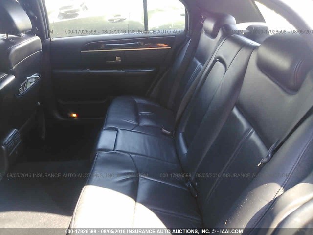 2LNBL8EV5BX753851 - 2011 LINCOLN TOWN CAR EXECUTIVE L BLACK photo 8