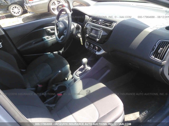 KNADM4A34G6668006 - 2016 KIA RIO LX Կապույտ լուսանկար 5