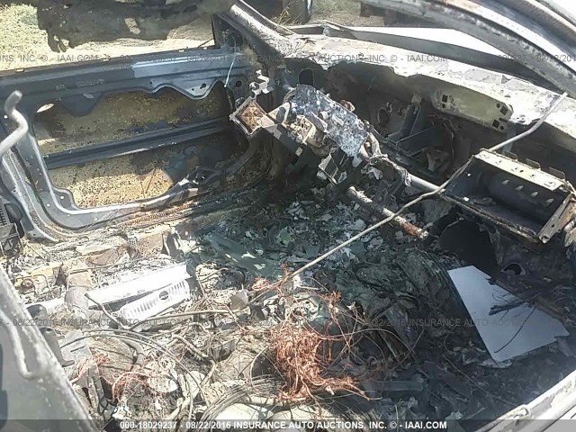 1G1NE52JXY6317232 - 2000 CHEVROLET MALIBU LS შავი ფოტო 5