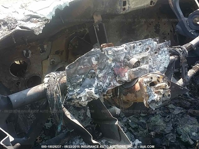 1G1NE52JXY6317232 - 2000 CHEVROLET MALIBU LS შავი ფოტო 7