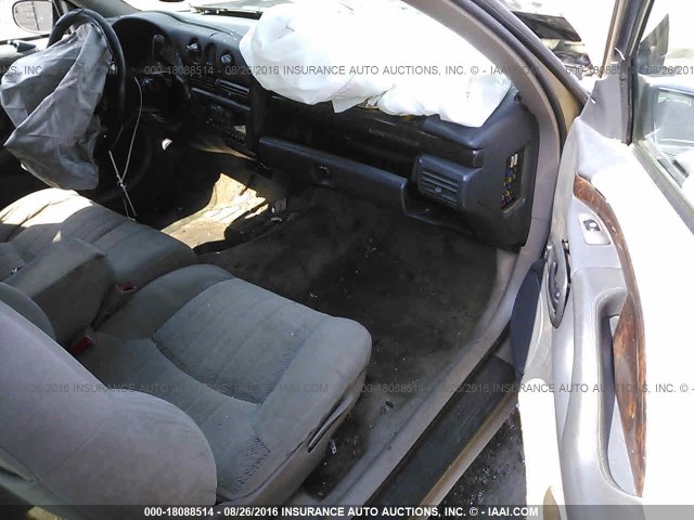 2G1WW12M8W9158107 - 1998 CHEVROLET MONTE CARLO LS GOLD photo 5