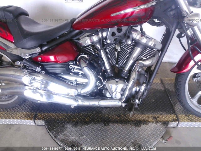 JYAVP27E88A004684 - 2008 YAMAHA XV1900 CU RED photo 8