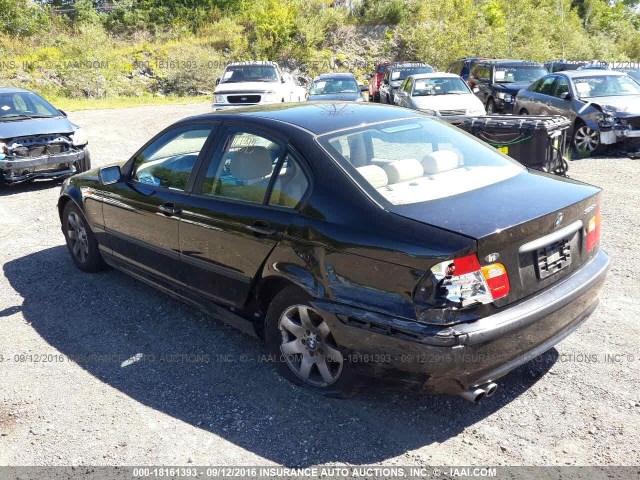 WBAEU33483PH89116 - 2003 BMW 325 XI BLACK photo 3
