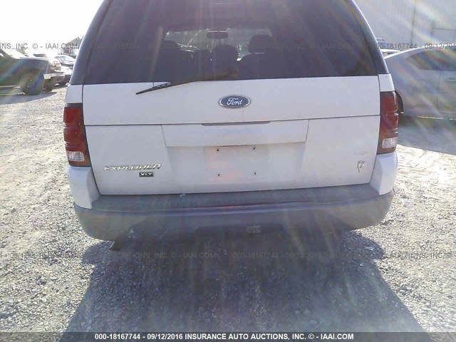 1FMDU63W44UB04218 - 2004 FORD EXPLORER XLT/XLT SPORT/NBX 白色 照片 6