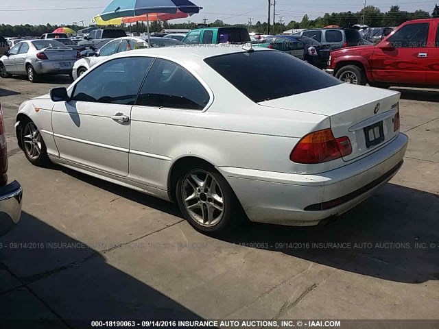 WBABD33444PL05833 - 2004 BMW 325 CI WHITE photo 3