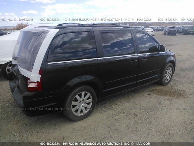 2A8HR54P28R730760 - 2008 CHRYSLER TOWN & COUNTRY TOURING BLACK photo 4