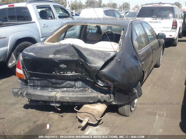 1N4DL01DXXC211229 - 1999 NISSAN ALTIMA XE/GXE/SE/GLE BLACK photo 4