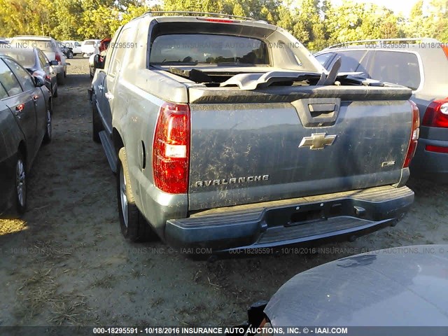 3GNEC12068G121274 - 2008 CHEVROLET AVALANCHE C1500 GREEN photo 3