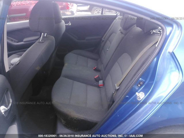 KNAFX4A62F5259582 - 2015 KIA FORTE LX BLUE photo 8