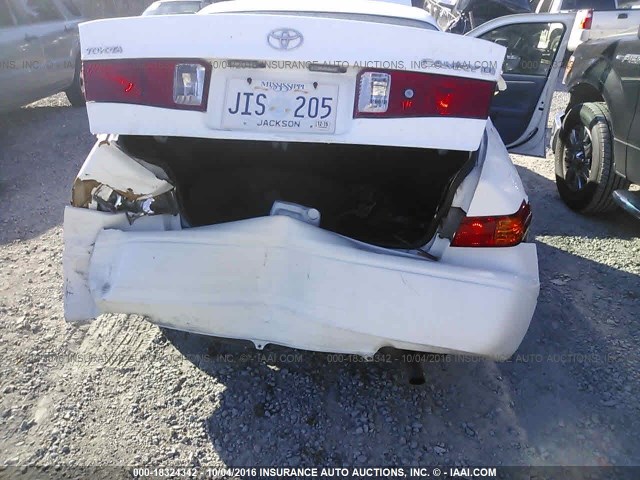 4T1BG22K81U828284 - 2001 TOYOTA CAMRY CE/LE/XLE WHITE photo 6