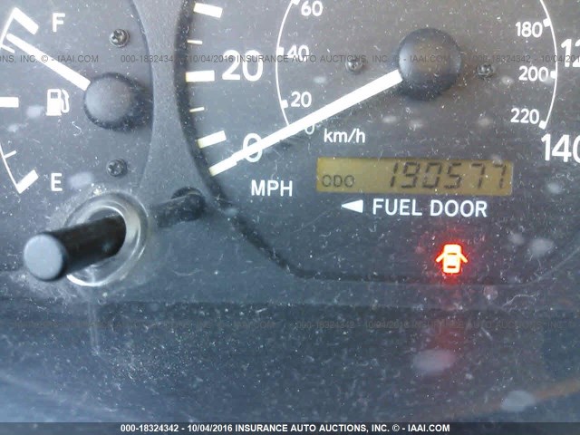 4T1BG22K81U828284 - 2001 TOYOTA CAMRY CE/LE/XLE WHITE photo 7