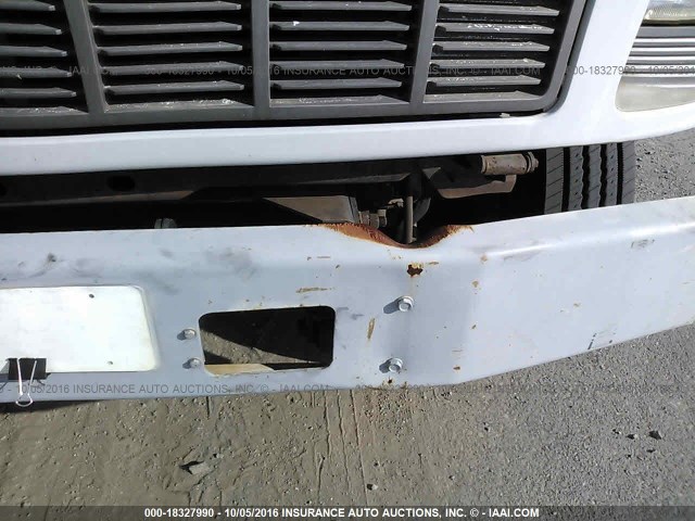 1GBT7H4C7YJ515549 - 2000 CHEVROLET C-SERIES C7H064 GRAY photo 6