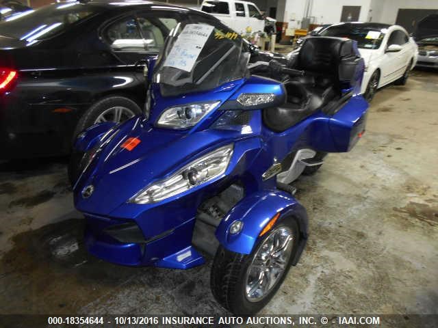 2BXJBKC15CV001483 - 2012 CAN-AM SPYDER ROADSTER RT BLUE photo 2