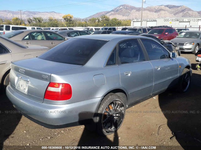 WAUED28D7XA026299 - 1999 AUDI A4 2.8 QUATTRO SILVER photo 4