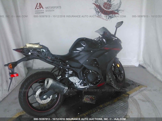 MH3RH06Y4FK008873 - 2015 YAMAHA YZFR3 BLACK photo 4