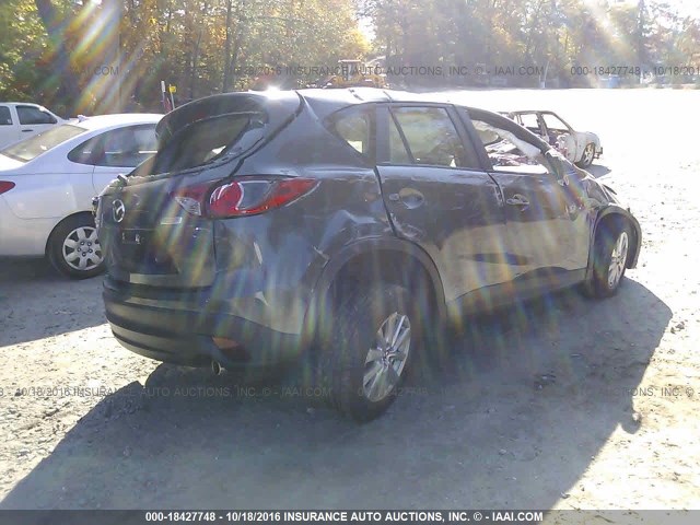 JM3KE4BY4G0759174 - 2016 MAZDA CX-5 SPORT GRAY photo 4