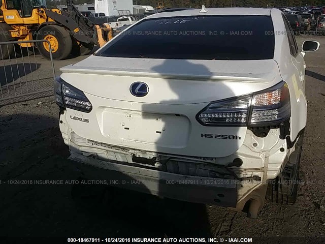 JTHBB1BA1A2007736 - 2010 LEXUS HS 250H WHITE photo 6