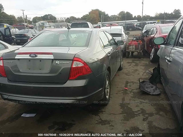 3FADP0L30BR129626 - 2011 FORD FUSION HYBRID GRAY photo 4