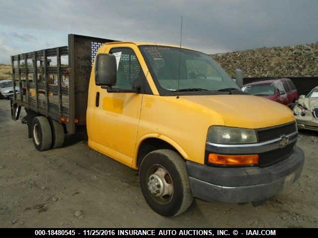 1GBHG31U261210463 - 2006 CHEVROLET EXPRESS G3500  Unknown photo 1