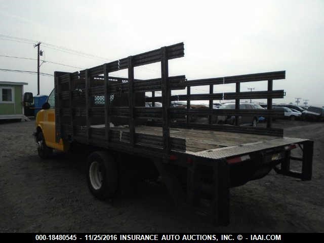 1GBHG31U261210463 - 2006 CHEVROLET EXPRESS G3500  Unknown photo 3