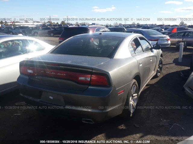 2B3CL3CG5BH606487 - 2011 DODGE CHARGER GRAY photo 4