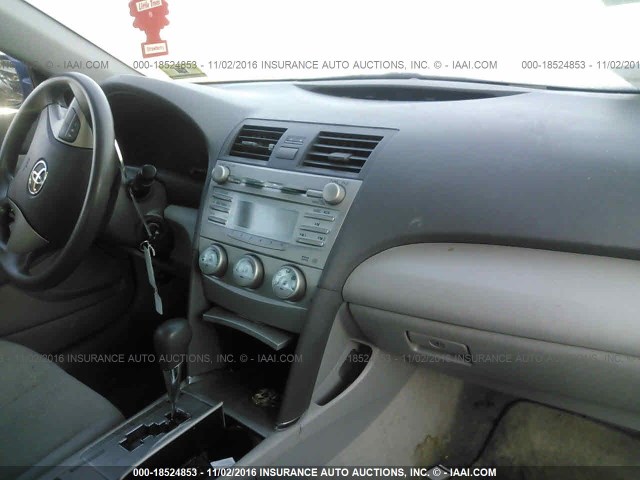 4T1BE46K58U238033 - 2008 TOYOTA CAMRY CE/LE/XLE/SE BLUE photo 5