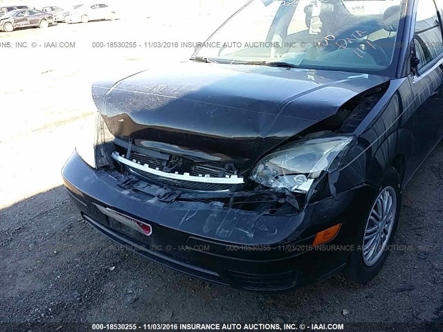 1FAFP34NX7W361469 - 2007 FORD FOCUS ZX4/S/SE/SES 黑色 照片 6