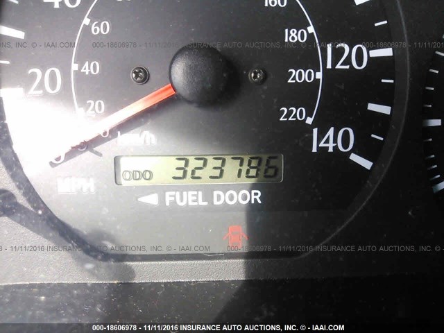 2T1CF28P12C590369 - 2002 TOYOTA CAMRY SOLARA SE/SLE Qara foto 7