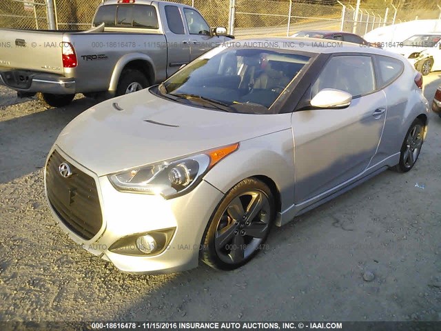 KMHTC6AE1FU222352 - 2015 HYUNDAI VELOSTER TURBO SILVER photo 2