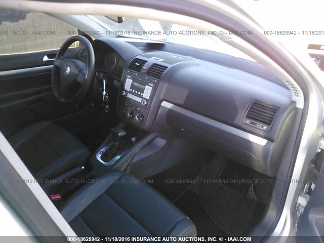 3VWEF71K27M122537 - 2007 VOLKSWAGEN JETTA WOLFSBURG 银色 照片 5