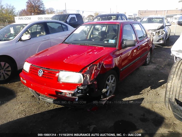 3VWXA81H4VM130685 - 1997 VOLKSWAGEN JETTA JAZZ RED photo 2