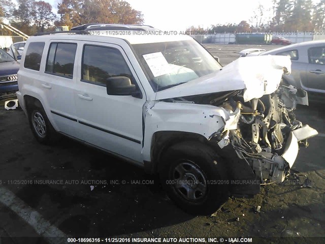 1J4NT2GB0AD634638 - 2010 JEEP PATRIOT SPORT WHITE photo 1