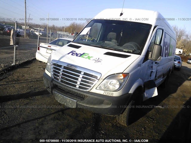 WDYPE8CC9A5494985 - 2010 FREIGHTLINER Sprinter 2500 WHITE photo 2