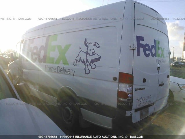 WDYPE8CC9A5494985 - 2010 FREIGHTLINER Sprinter 2500 WHITE photo 3