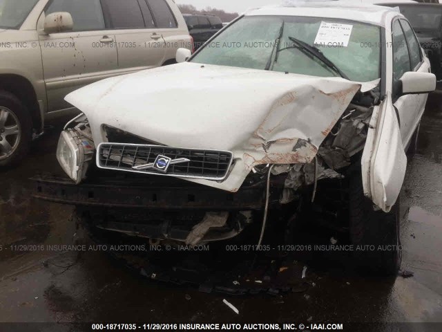 YV1VS27504F075503 - 2004 VOLVO S40 1.9T WHITE photo 6