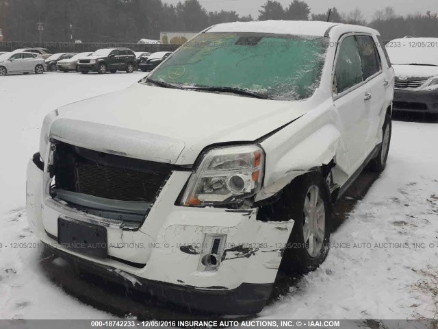 2GKALMEK0D6206790 - 2013 GMC TERRAIN SLE WHITE photo 2