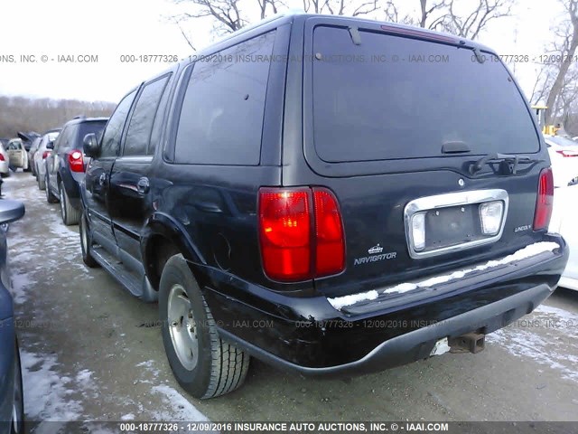5LMPU28L5WLJ57696 - 1998 LINCOLN NAVIGATOR BLACK photo 3