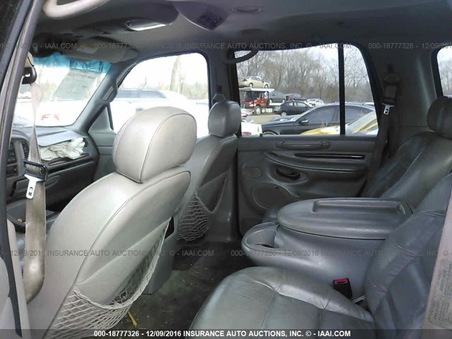 5LMPU28L5WLJ57696 - 1998 LINCOLN NAVIGATOR BLACK photo 8